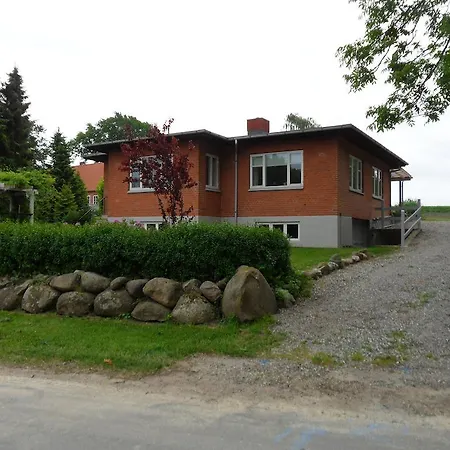 Esters House Bed & Breakfast